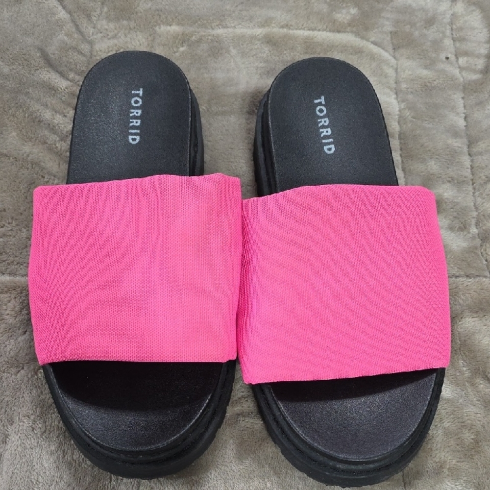 Torrid‎ Womens Chunky Heeled Slip-On Slides Sandals Shoes Hot Pink Black 9WW EUC